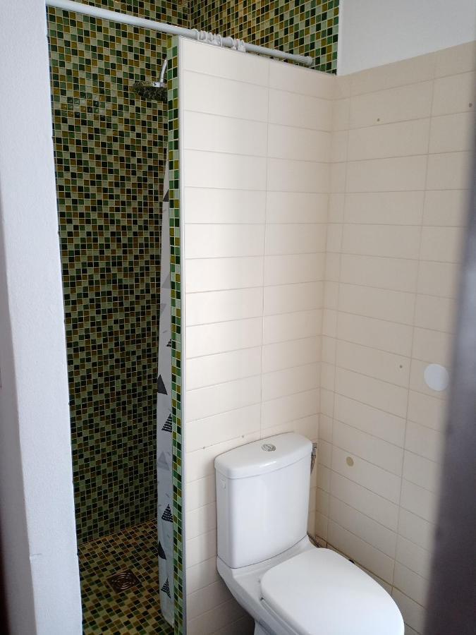 A Deux Pas Du Rheby Hotel Villebois Bagian luar foto